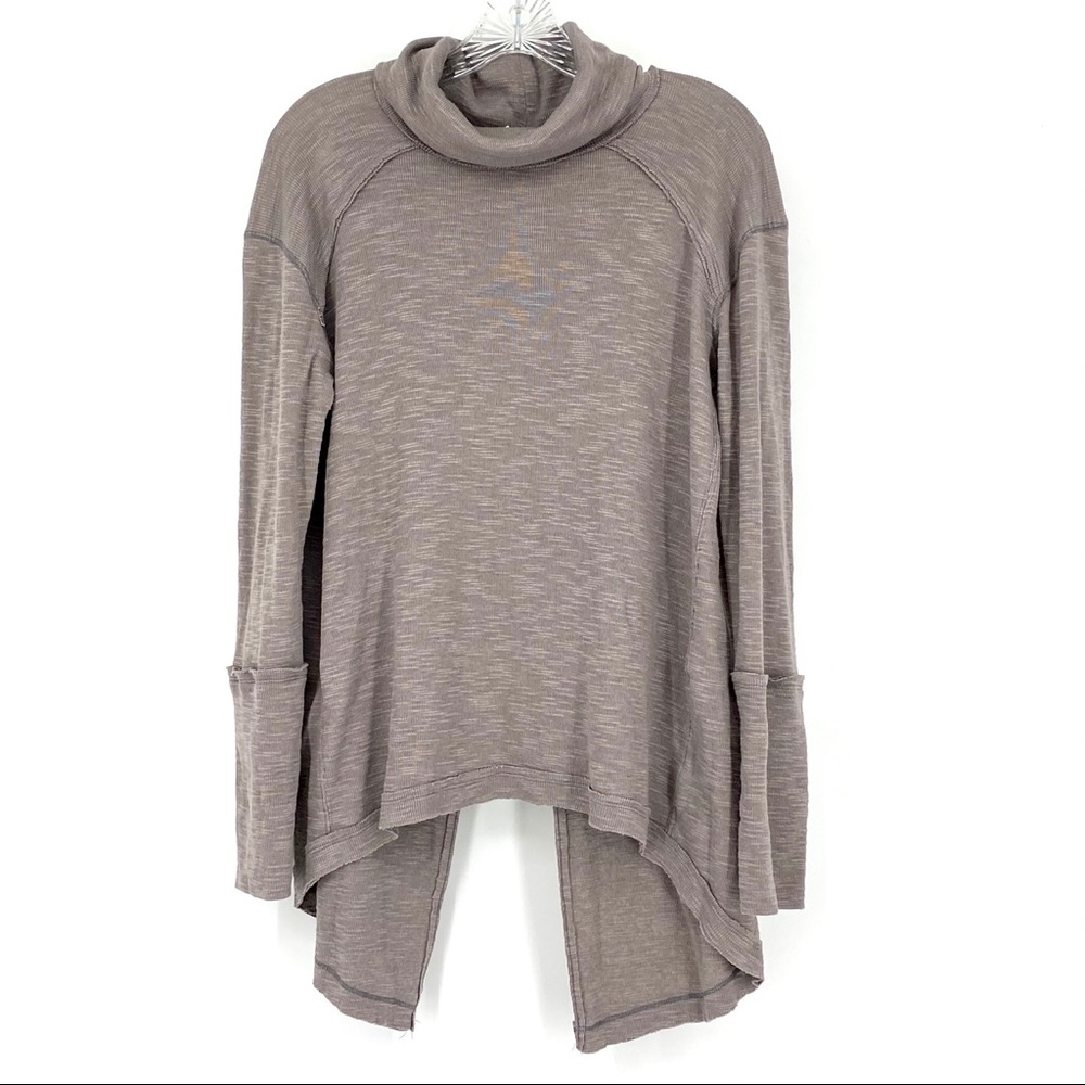 FREE PEOPLE long sleeve shirt